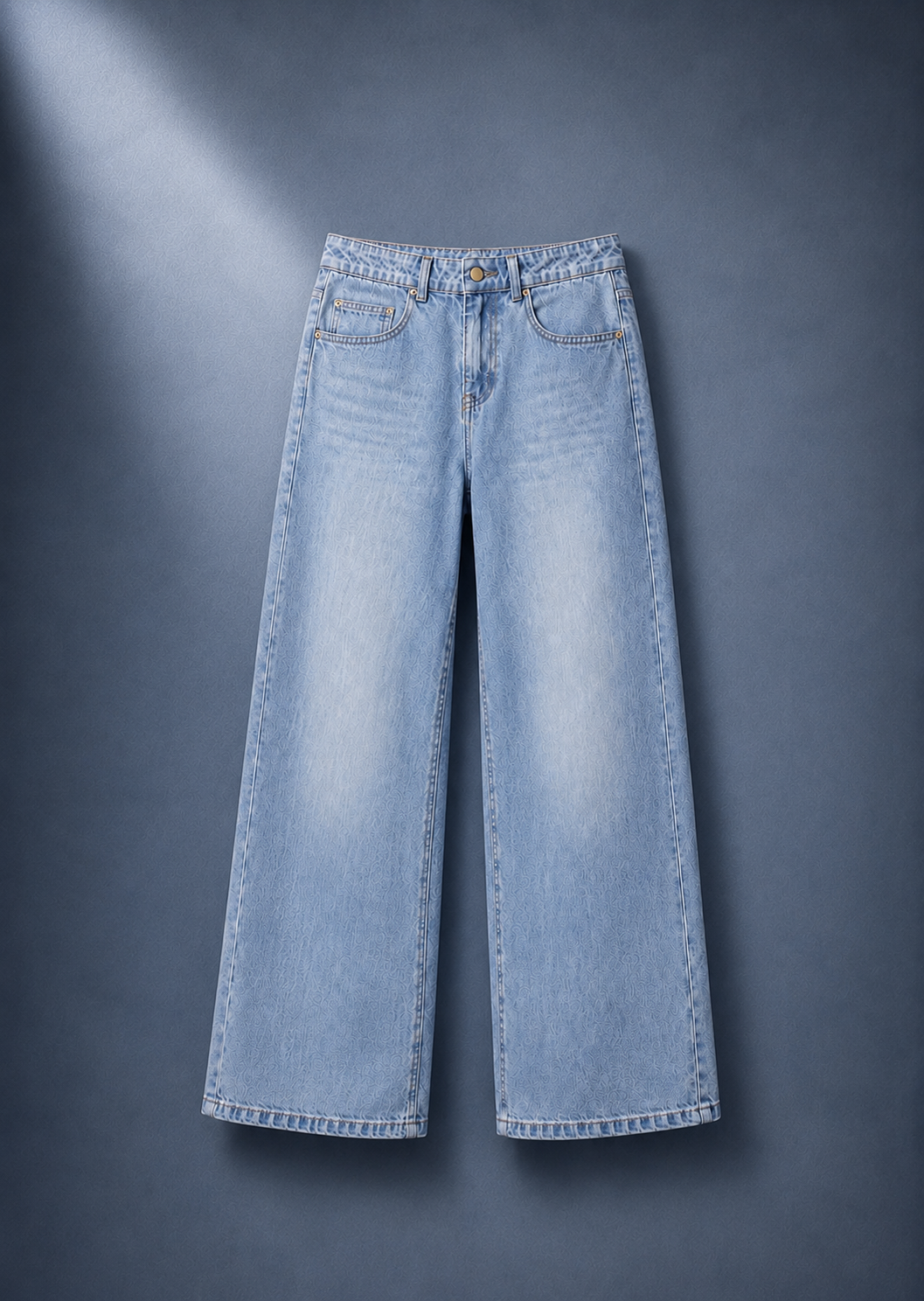 RELAXED DENIM